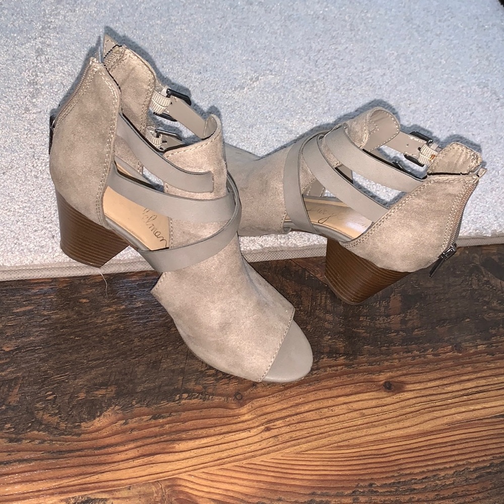 Brown Libby Edelman Heels